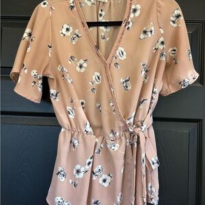 Sienna Sky Floral Wrap Blouse - Tan and White